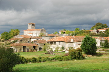 Fototapeta na wymiar Fermes du village de Fontaine