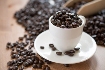 Roasted coffee beans
