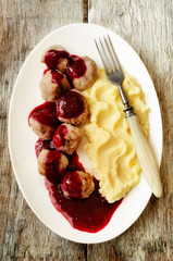 meatballs with berry sauce
