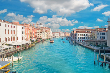 Fototapeta na wymiar scenic clouds in Venice