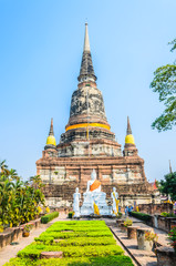Fototapeta premium Wat Yai Chaimongkol temple in ayutthaya Thailand