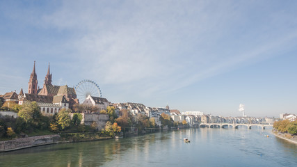 Fototapeta na wymiar Bazylea, Stare Miasto, Most Ren, Ren, Münster, Jesień, Szwajcaria