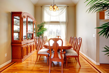 Luxury dining room