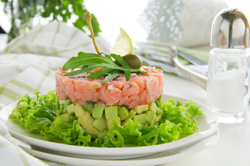 Salad with salmon and avocado.