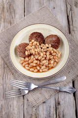 white pudding and baked beans