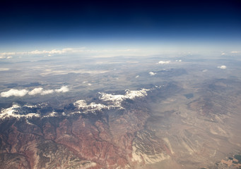 Fototapeta na wymiar Wysoka widoku wysokość pustyni w zachodnich Stanach Zjednoczonych.