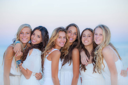 teen girls natural beauty