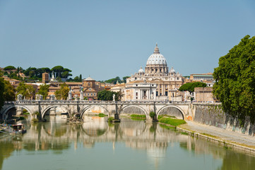 Fototapeta na wymiar Bazylika Świętego Piotra. Rzym Włochy.