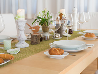 Frühlings Tisch 4