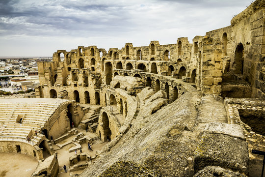 Types of Roman amphitheatre in the city of El JEM in Tunisia