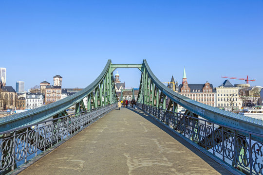 Eiserner steg and River Main