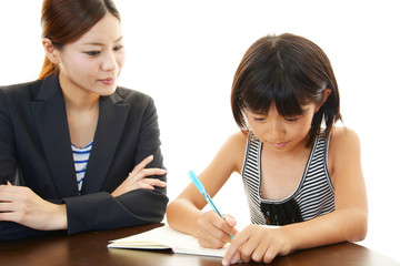 疲れた表情の女の子