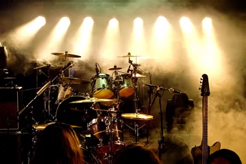 Foto op Aluminium Muziekinstrumenten, drums/gitaar op het podium © DWP