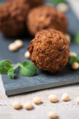 Vegane Klopse aus Seitan und Tofu