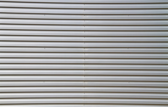 Fa&ccedil;ade m&eacute;tal