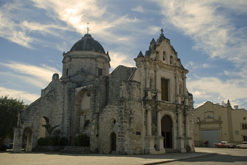 Fototapeta na wymiar San Francisco de Paula Church, Havana, Cuba