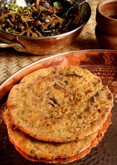 Missi Roti &ndash; flatbread made from wheat and gram flour