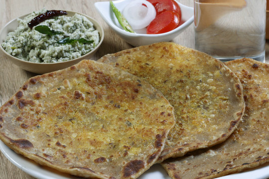 Daal ka Paratha &ndash; A flatbread made from lentils