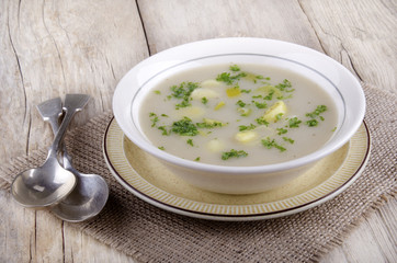 leek soup with parsley in a small bowl