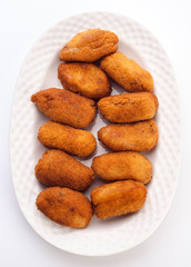 tray croquettes; ready to be served