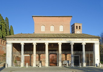 Fototapeta premium Basilica di San Lorenzo fuori le mura