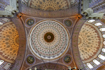 Fototapeta na wymiar The New Mosque, impressive interior in Istanbul, Turkey
