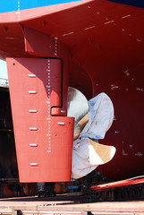 neuer Schiffspropeller