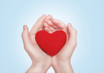 Obraz premium Heart in hands
