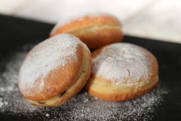 3 beignets fourrés au chocolat 3