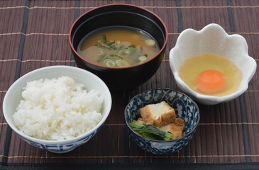 和食の朝食