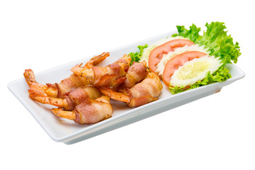 Shrimps in bacon