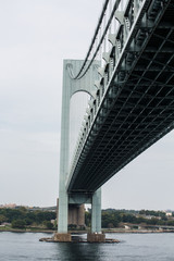 Fototapeta premium View of the Verrazano Bridge in New York Harbor