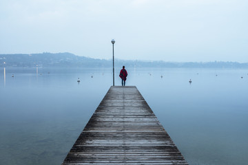 Solitudine sul pontile