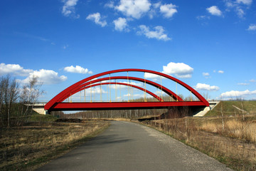 Fototapeta na wymiar A 38, Autobahnbrücke, Neue Harth bei Leipzig