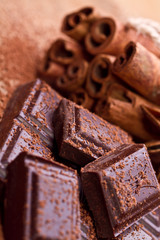 Chopped chocolate with cocoa