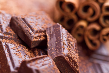 Chopped chocolate with cocoa