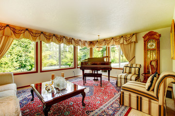 Elegant old fashioned living room