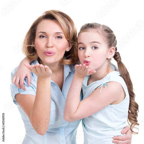 relationship between mother and daughter essay relationship between mother and daughter essay