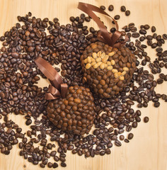 decorative heart made ​​of coffee beans
