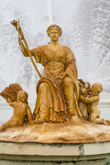 Obraz premium Ornamental fountains of the Palace of Aranjuez, Madrid, Spain.Wo