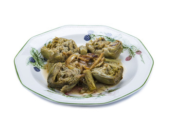 Alcachofas encebolladas