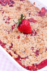 strawberry crumble