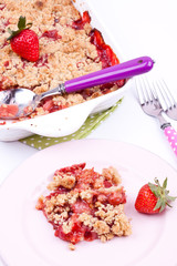 strawberry crumble