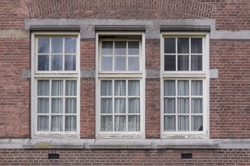 Fototapeta na wymiar Prins Maurits Kompleks wojskowy detal okna
