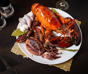 Lobster and Squid - 61600904