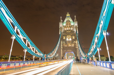 Fototapeta na wymiar The Tower Bridge at night - London