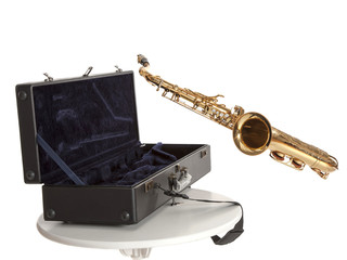 Obraz premium saxophone and box