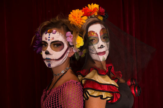 Day of The Dead Mother and Daughter