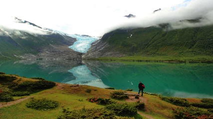 Photo sur Plexiglas Arctique marcher dans une vallée glaciaire