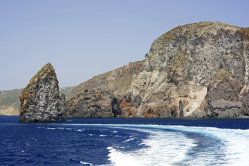 Vulcano, vulkanische Küstenlandschaft